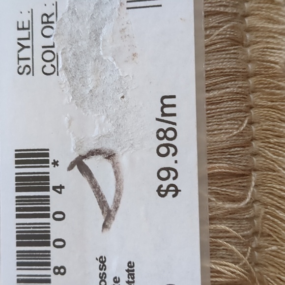 CREATIONS* Trim approximately 20m on this bolt, in pristine condition. 1.5" wide - Picture 5 of 11